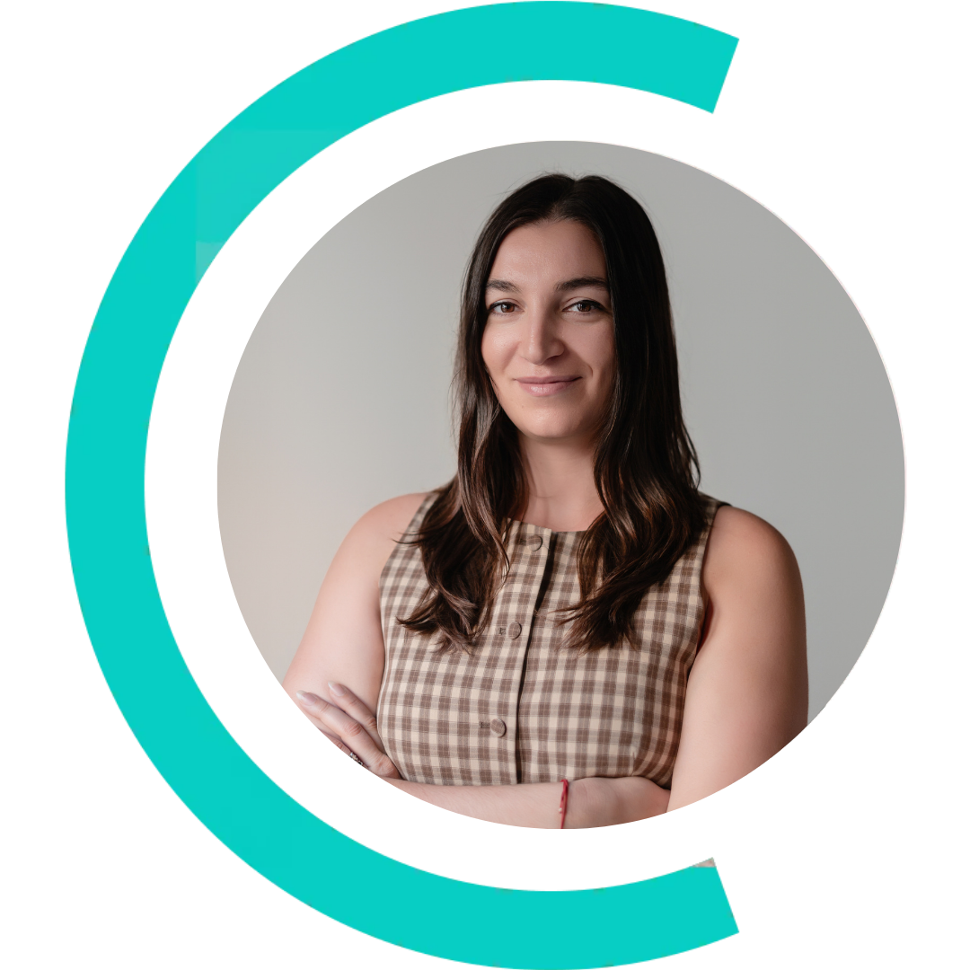 Directora de Desarrollo y Consultor&iacute;a​