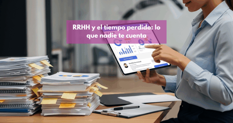 Ilustración de un profesional de RRHH usando una aplicación de gestión low-code en un dispositivo móvil, liberándose de la pila de papeles de gestión manual y centrándose en el talento